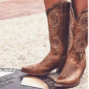 Justin L4332 Cowboy Boots